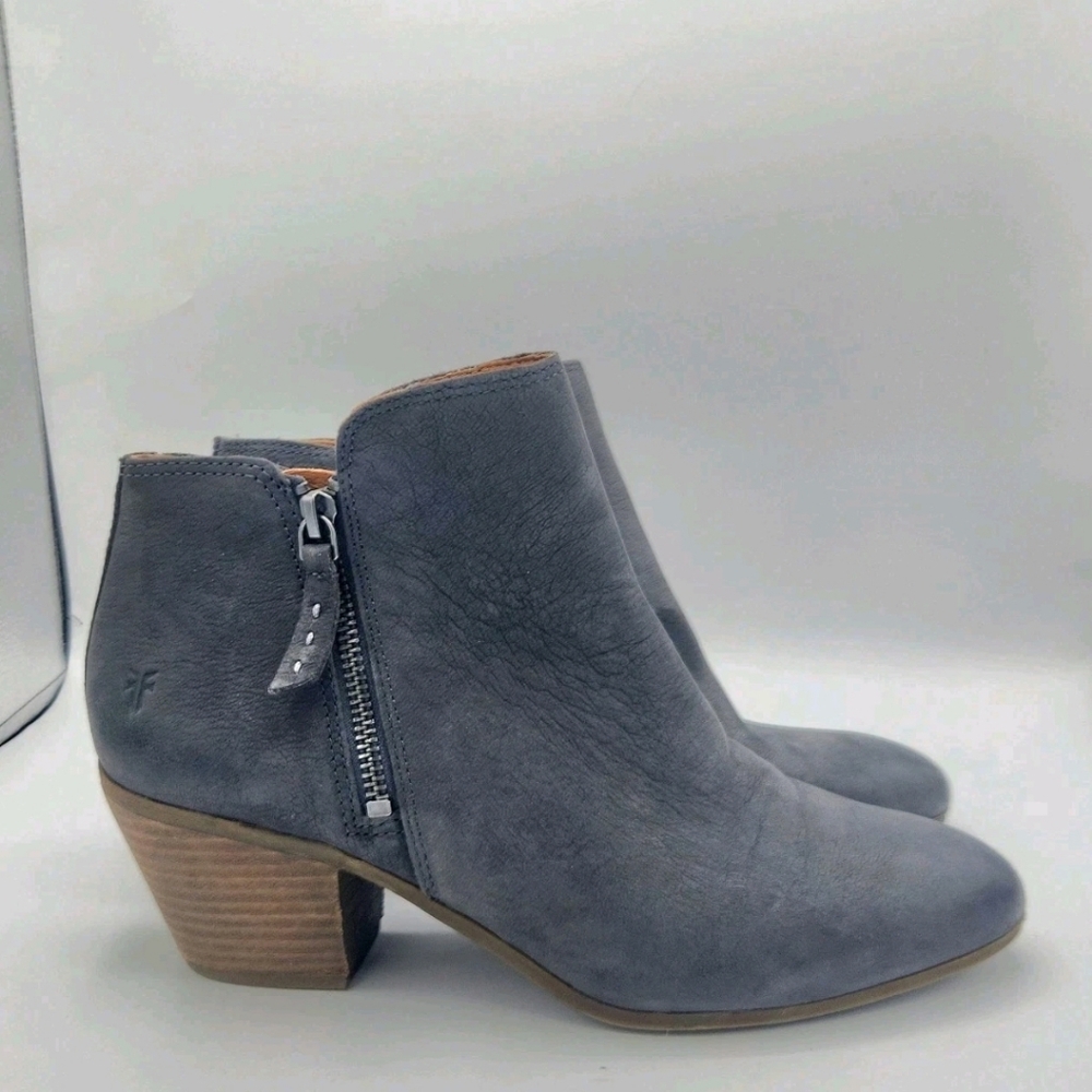 Frye Judith Double Zip Ankle Booties Size 9 M Charcoal Gray Nubuck Leather